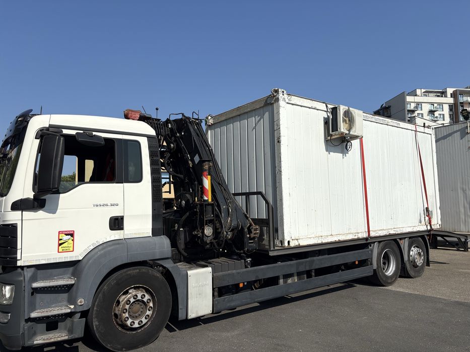 INCHIRIEZ  CAMION CU MACARA  , Platforma    utilaje