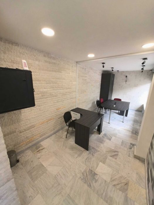 Продава се Офис в Пловдив, Център - 32 кв.м за 1965 €/кв.м - Снимка #4