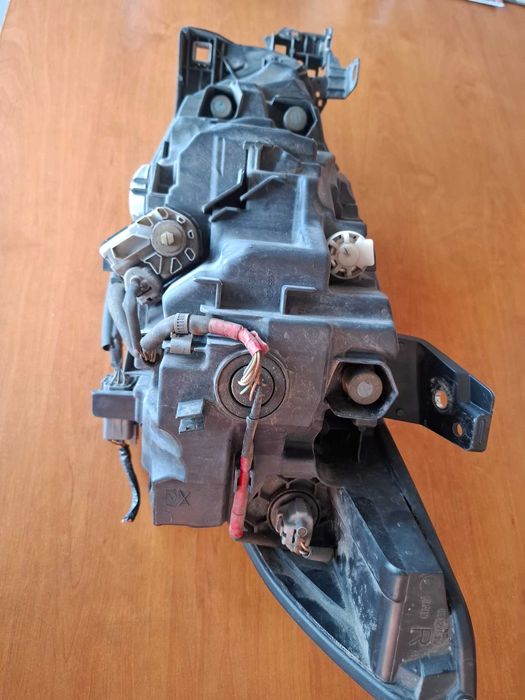 Десен фар за Мазда 6 - лед USA модел