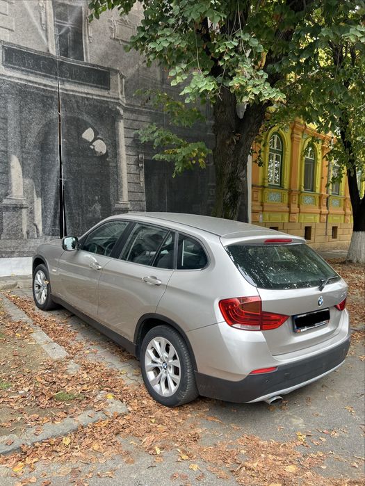 BMW X1 2010 — imagine 3