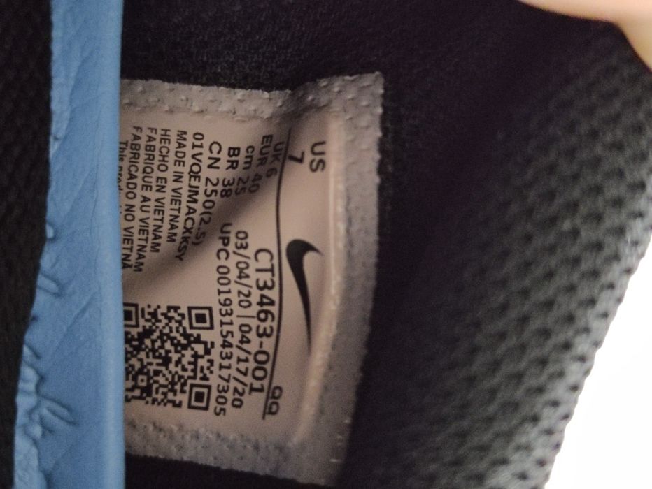 Nike SB CHARGE Suède 40 номер