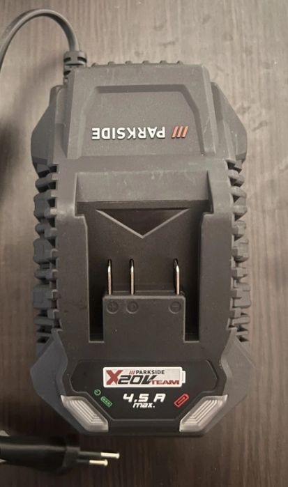Încărcător Parkside x20v 4,5A
