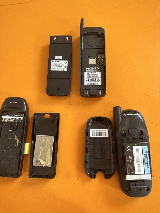 Nokia и Motorolla легендарные телефоны