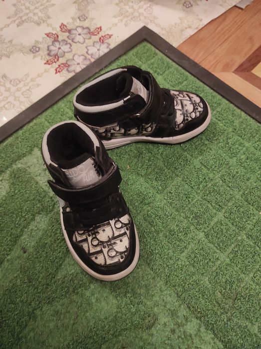 Продаю кожаные Nike Jordan