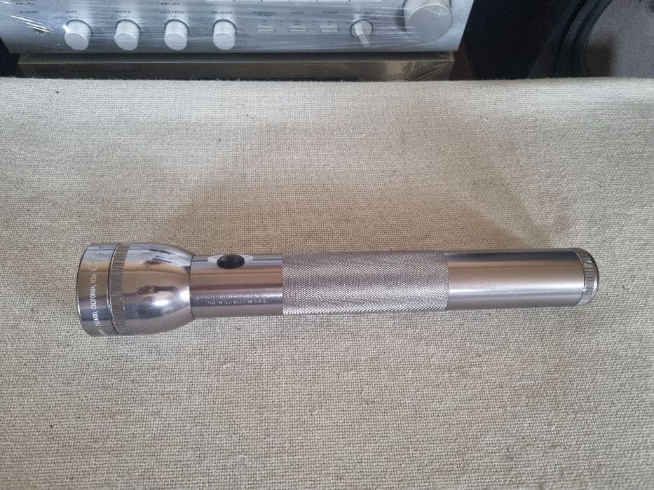 Lanterna Maglite USA. Perfect functionala.