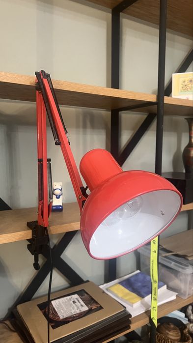 Лампа настольная