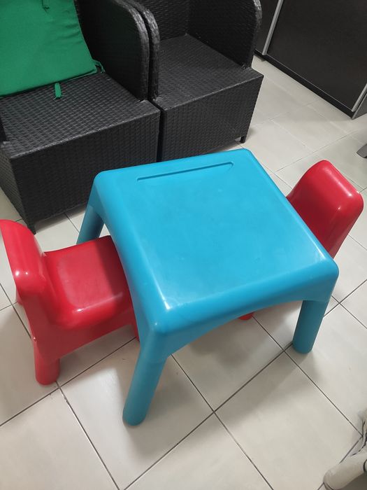Детский столик стол стулья mothercare
