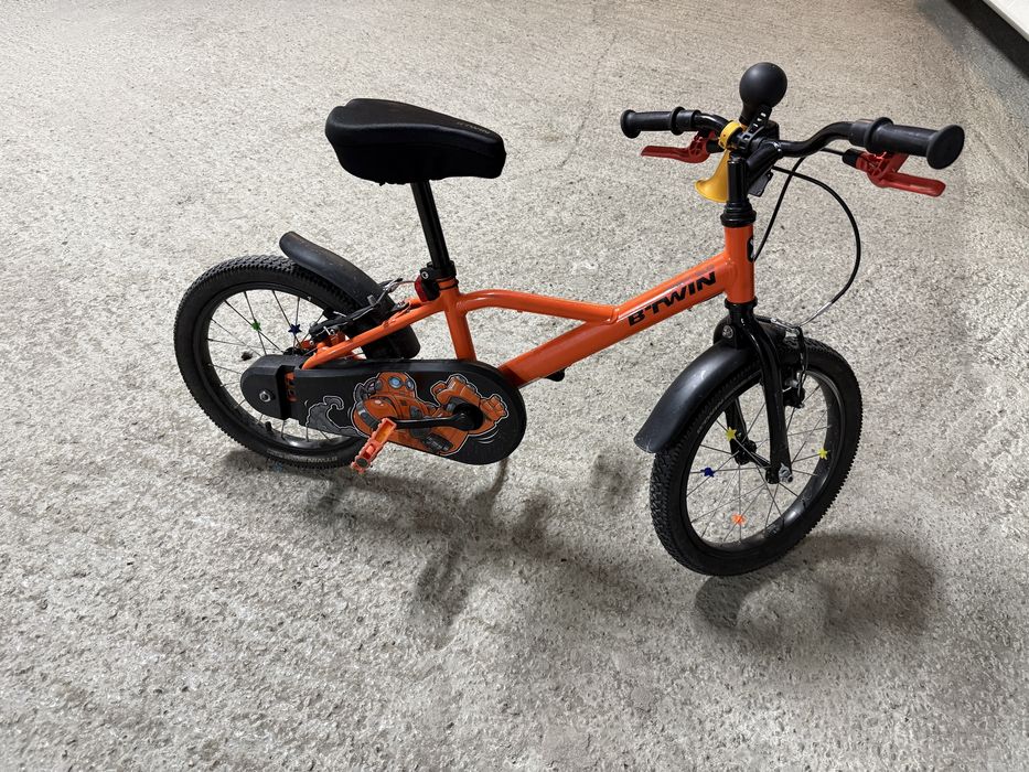 Bicicleta copii 4-5 ani( se vinde doar in Iasi cu ridicate )
