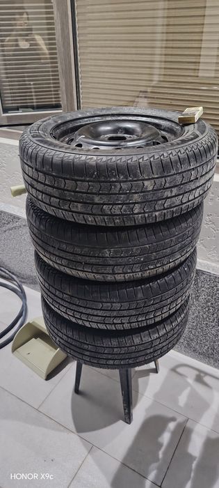 Продаётся шины с дисками 4 шт R 14
