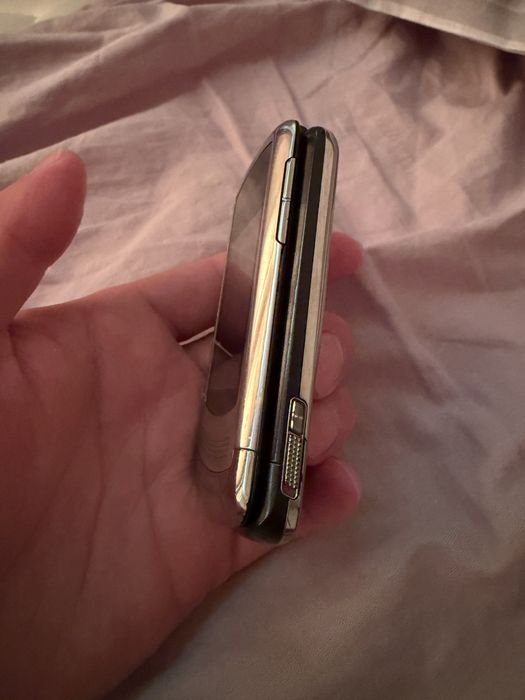 Motorola v13 ideal radnoy