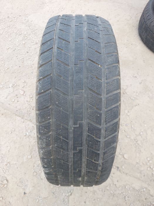 Продам  летние шины 215\70\15