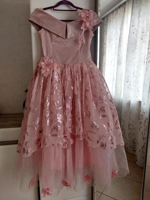 Платье бальное в пол