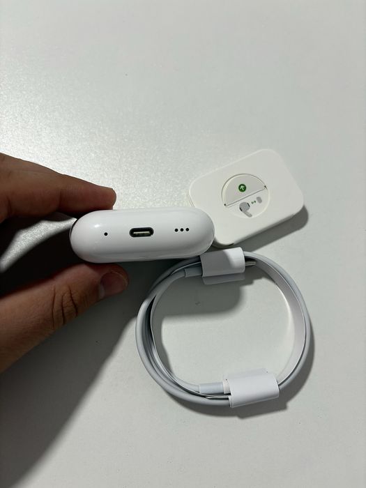 AirPods Pro 2 USB-C – originale – stare impecabilă – factură iSTYLE