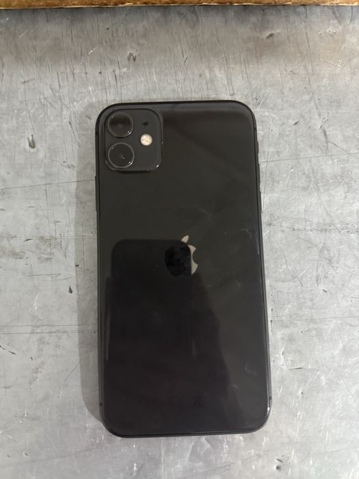 Айфон 11 идельаном состочние