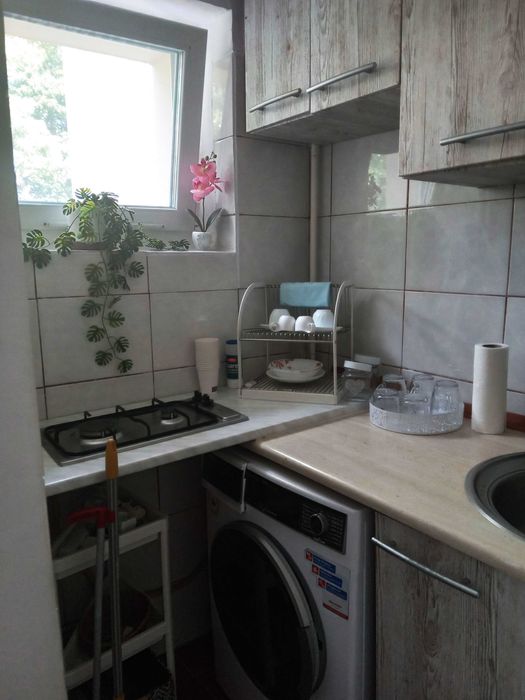 Proprietar inchiriez garsoniera economica sec.3 adiacent B-dul Unirii