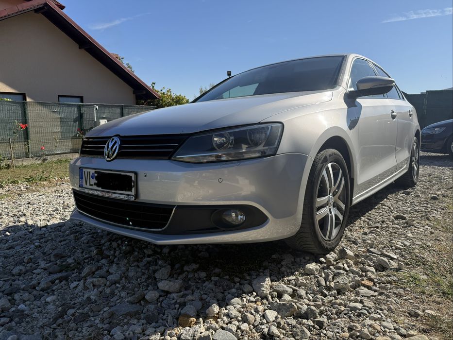 VOLKSWAGEN Jetta 2013 — imagine 2