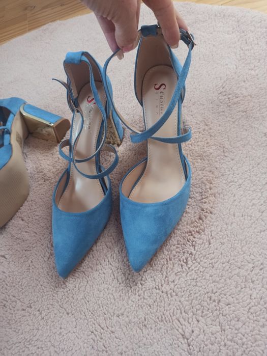 Pantofi noi Nr 38, 40