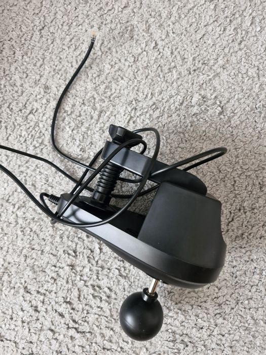 Vând set volan gaming Tracer SimRacer 6in1, ideal pentru pasionații de simulatoare auto și jocuri de curse