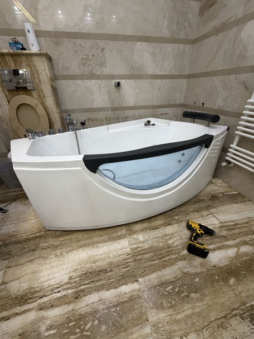 Cada cu Jacuzzi  pe colt 95x160