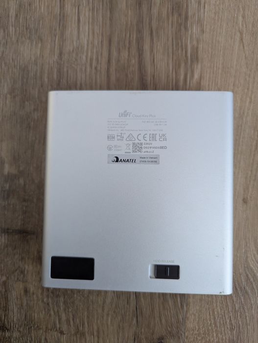 Ubiquity UniFi Cloud Key Plus