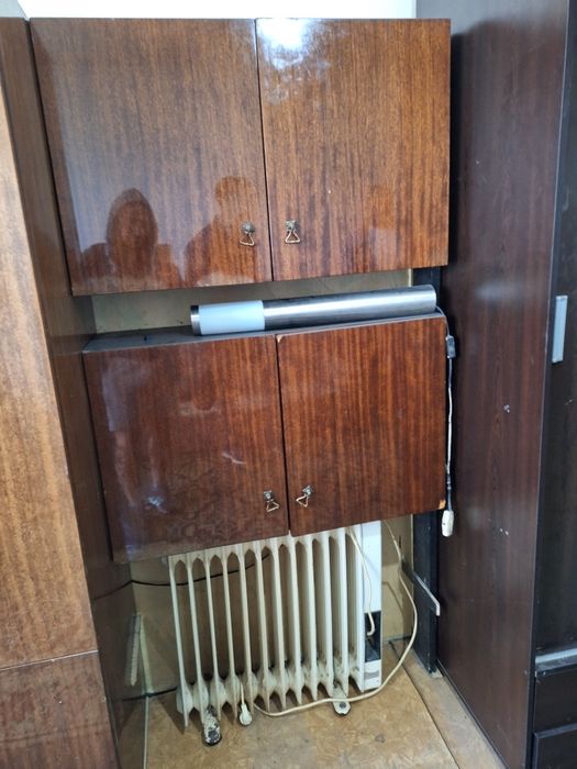 Подарявам мебели