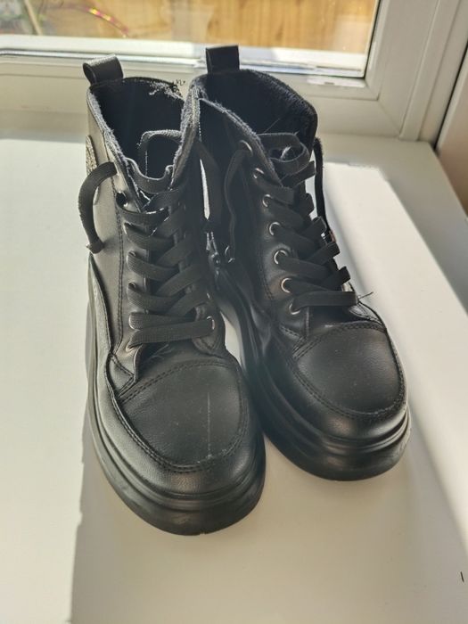 Детская обувь весна-осень.