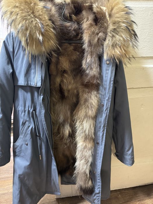 Продам парку размер 42-44