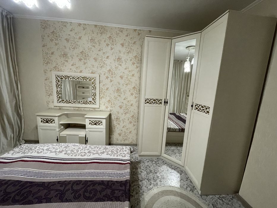 Продам спальный гарнитур «Ливадия». Б/у