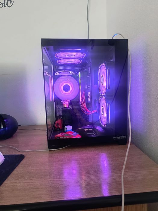 Se vinde pc 16 gb ram