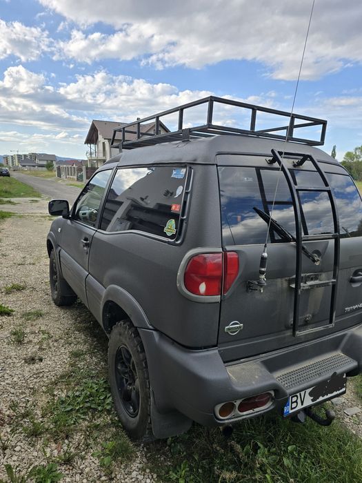 Nissan Terrano 2