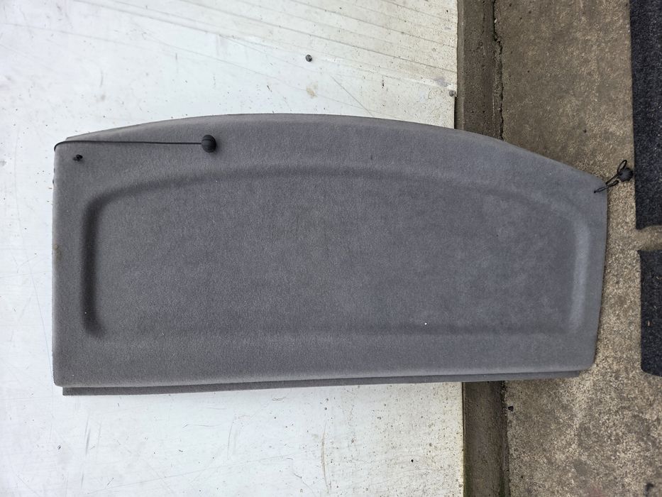 Volan 3 spite Polita pat portbagaj Vw Golf 5