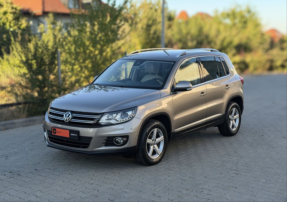 Volkswagen Tiguan / 2.0 TDI / 177 CP / 4x4 / Istoric VW / RAR Efectuat / Anvelope iarnă