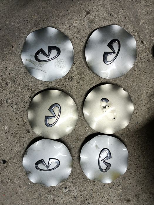 Продам колпачки на диски