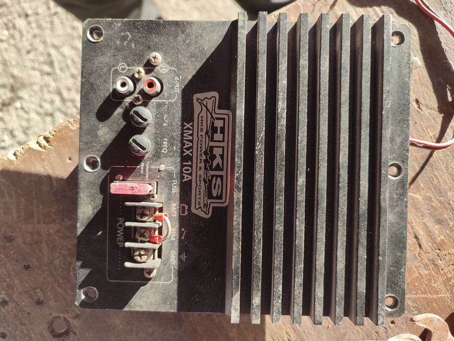 Усилитель для сабвуфера