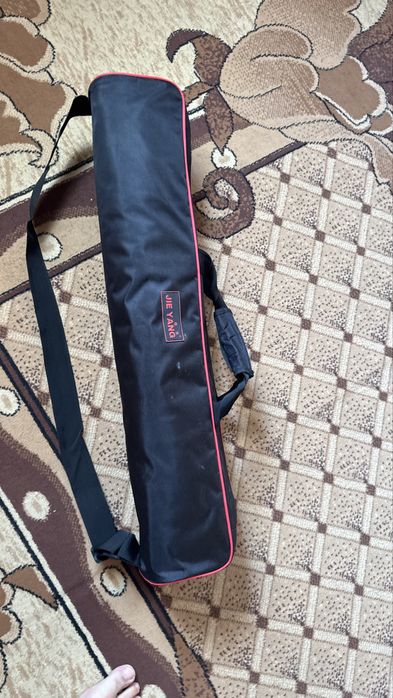 Продам видео штатив JieYang