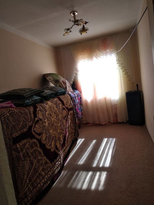 2 xonalik uy sotiladi 3 xonalik qilingan