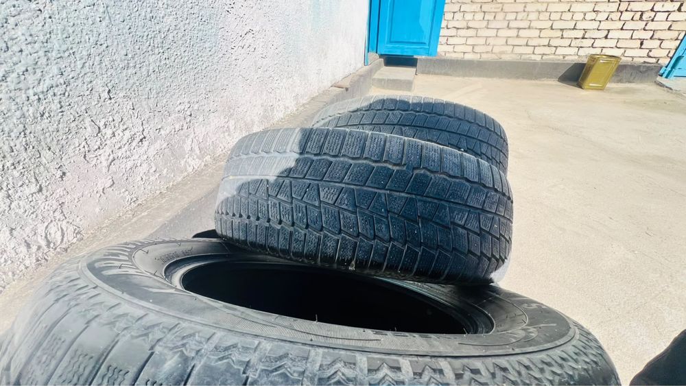 Продам зимние шины