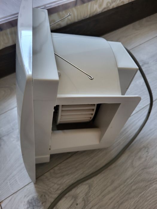 Вытяжой вентилятор