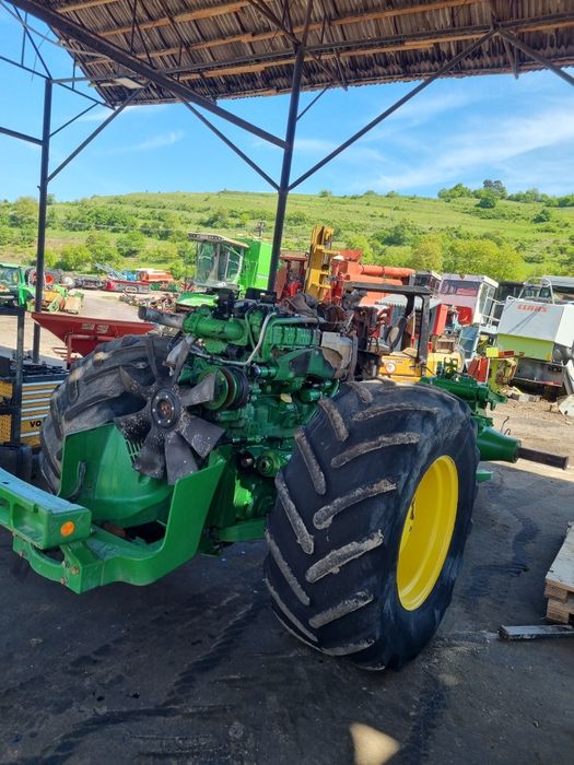 Dezmembram tractor John Deere seria 8000