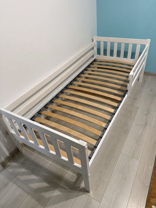 Pat din lemn copii single - o persoana 80x190