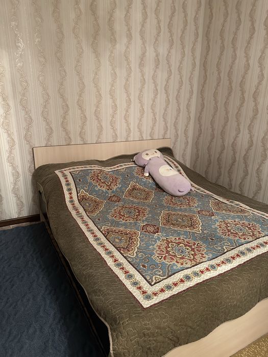 Продам спальный гарнитур
