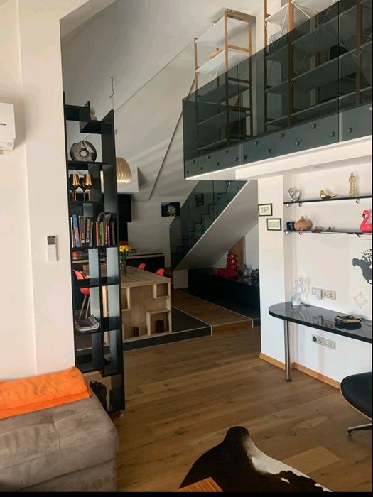 Продава се Двустаен апартамент в Асеновград - 120 кв.м за 1500 €/кв.м - Снимка #1