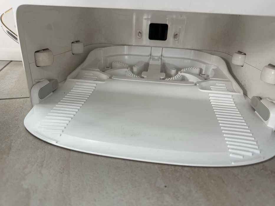 Aspirator robot Dreame W10 Pro, 4 L, Conectivitate Wi-fi,