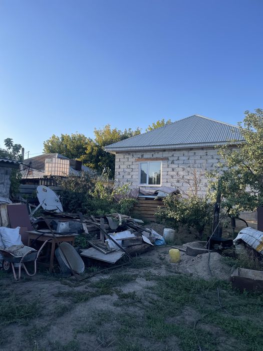 Продам дом недостроенный 8 на 12