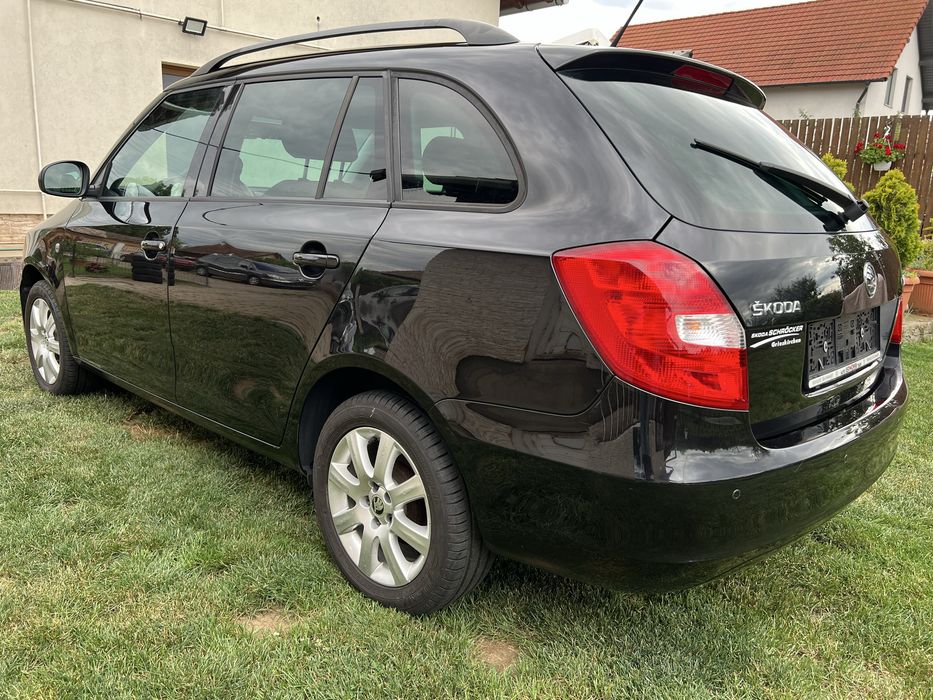 SKODA Fabia 2011 — imagine 4