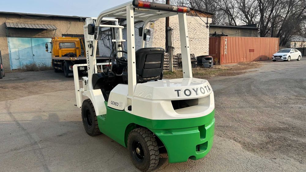 Продам Вилочный Погрузчик (кара)