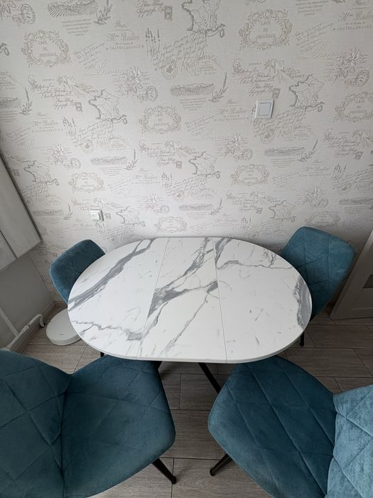 Продам стол кухонный трансформер