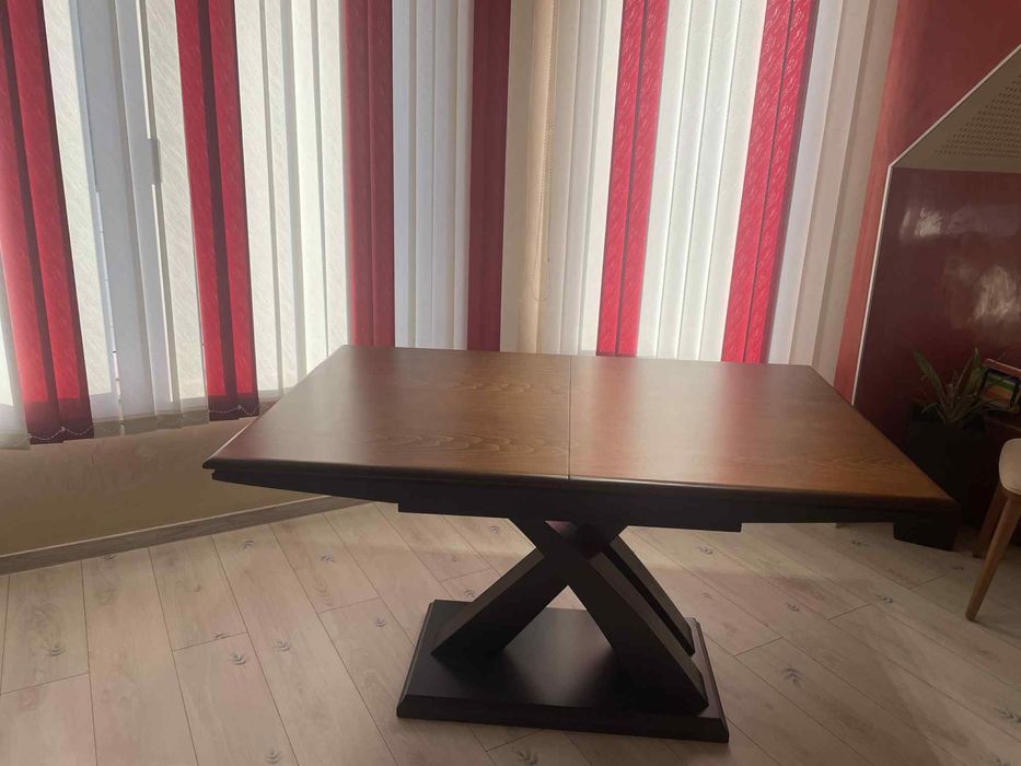 Разтегателна маса- нова