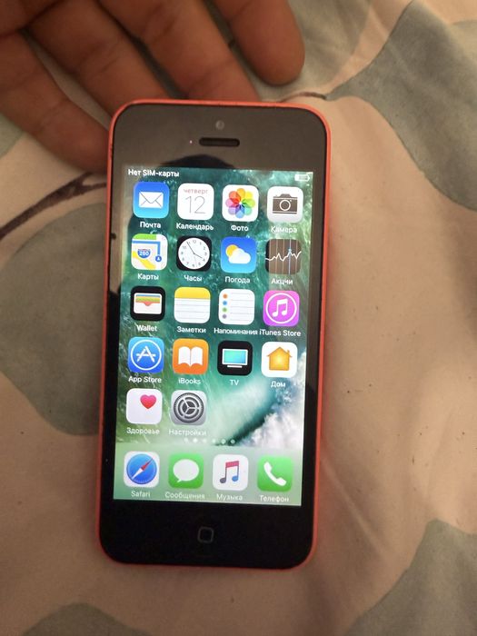 Iphone 5C в хорошем состоянии
