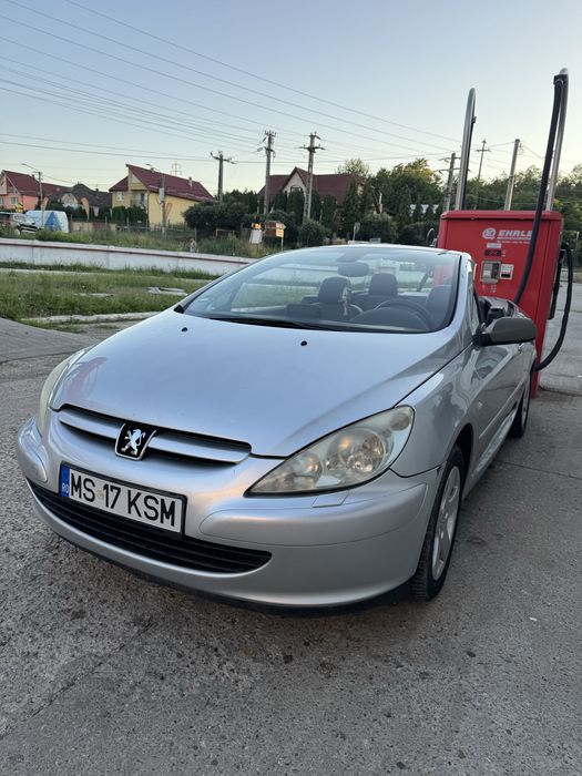 Vând Peugeot 307 CC
